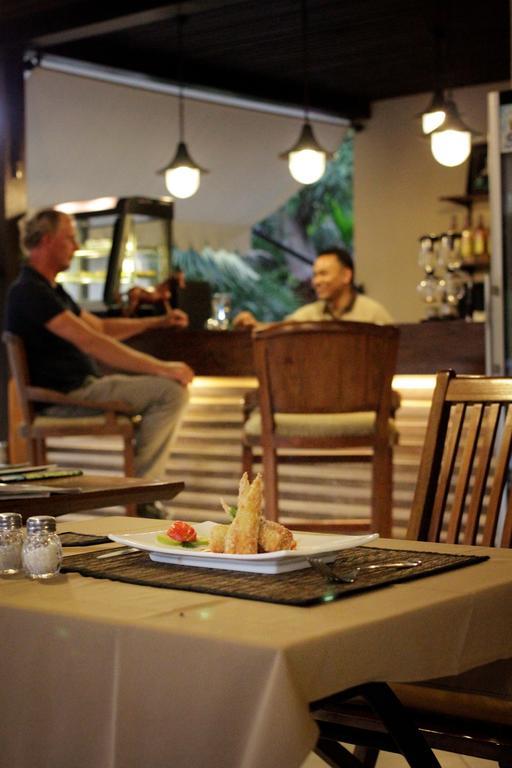 Samawa Transit Hotel Sumbawa Besar Екстериор снимка