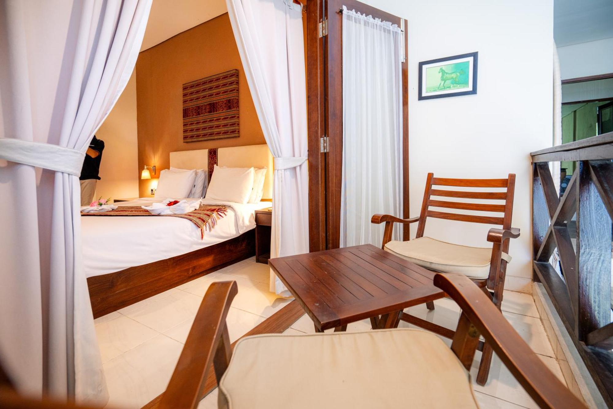 Samawa Transit Hotel Sumbawa Besar Екстериор снимка