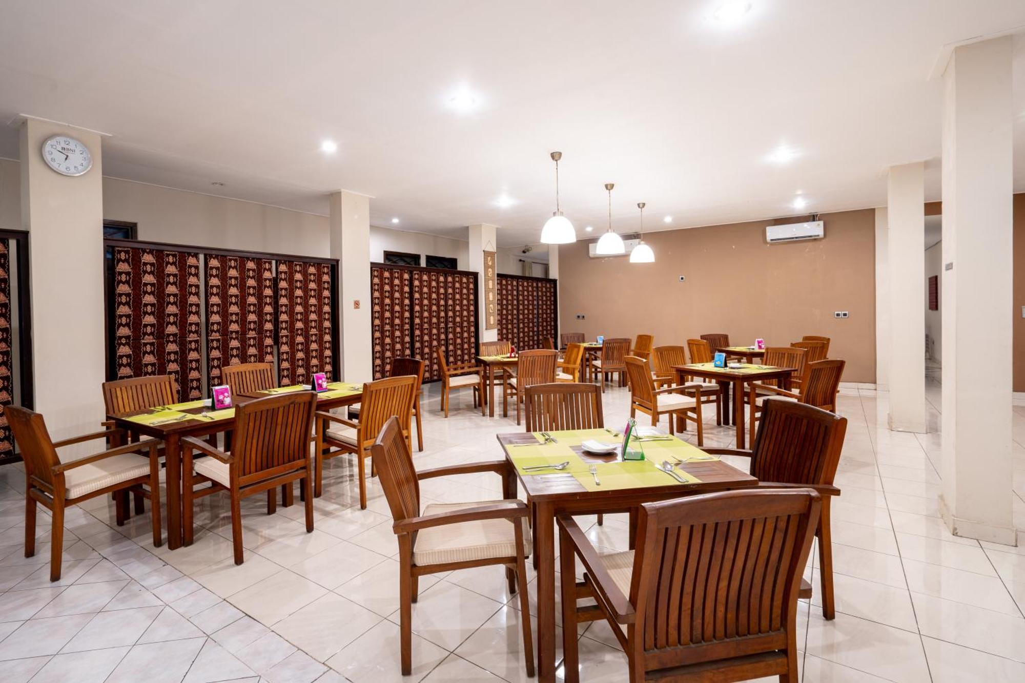 Samawa Transit Hotel Sumbawa Besar Екстериор снимка