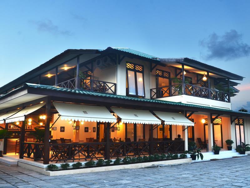 Samawa Transit Hotel Sumbawa Besar Екстериор снимка