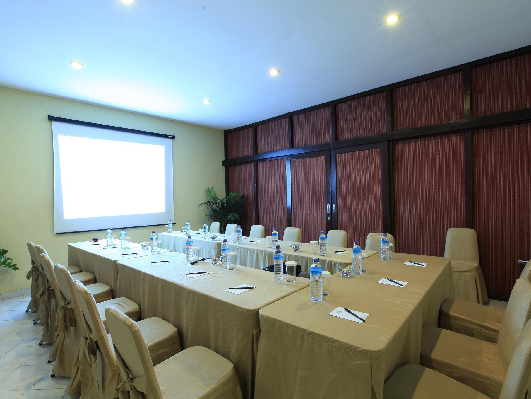 Samawa Transit Hotel Sumbawa Besar Екстериор снимка